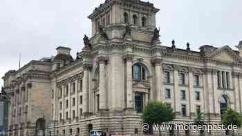 Tiergarten: Mann bewirft Reichstag mit Steinen - Festnahme - Berliner Morgenpost
