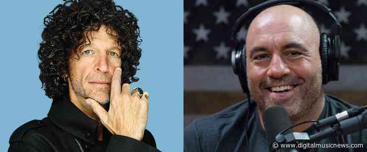 Howard Stern Mercilessly Rips Into Joe Rogan: “We Have No Time for Idiots In This Country Anymore”