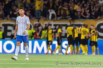 Young Boys stun 10-man Manchester United with late victory - Dudley News