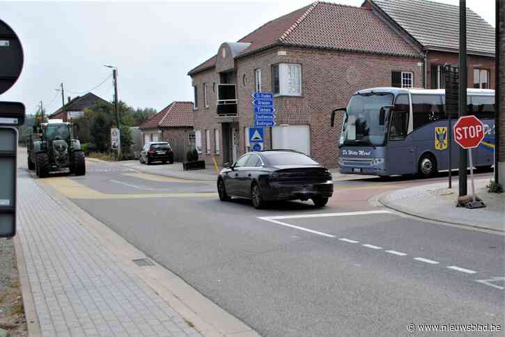 Nieuwe verkeersopstelling wordt massaal genegeerd: burgemeester vraagt extra signalisatie