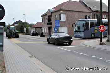 Nieuwe verkeersopstelling wordt massaal genegeerd: burgemeester vraagt extra signalisatie - Het Nieuwsblad