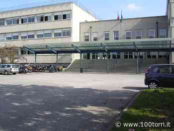 Chieri. Gli studenti del Liceo Monti tornano a scuola - CentoTorri