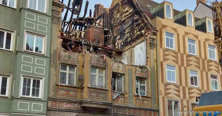 Hinweise auf E-Scooter-Akku als Ursache für Großbrand