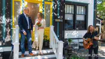 Hurricane Larry kept these newlyweds from seeing Alan Doyle live. So he played at their wedding