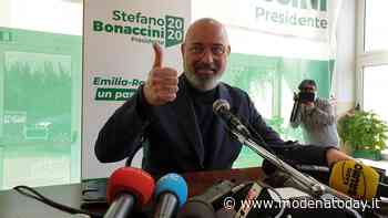 "Il paese che vogliamo", Stefano Bonaccini fa tappa al Circolo Tennis Modena - ModenaToday