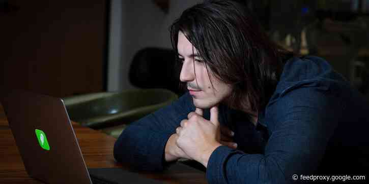 Robinhood is giving away $100,000 in a bid to recruit college students to use its trading app