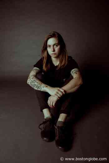 Julien Baker explored the literary arts on ‘Little Oblivions,’ now she’s ready to educate - The Boston Globe