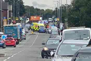 'Multi vehicle' accident causing delays along Chorley New Road - The Bolton News