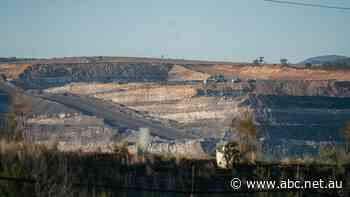 Coal miners 'chucked in the gutter' as BHP delivers ultimatum ahead of sale