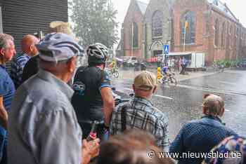 Regen krijgt Izegem Koers niet stuk: “Ik kan niet anders dan heel gelukkig zijn” - Het Nieuwsblad