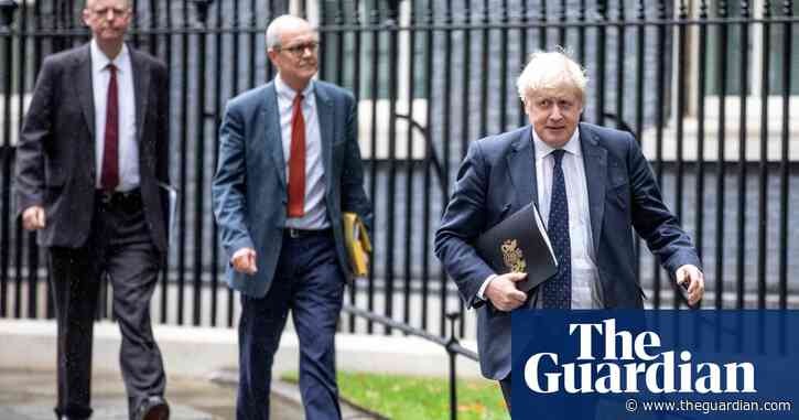 Experts warn of a rough winter but PM is clinging to plan A