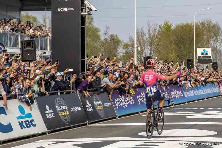 Hoe een in allerijl bijeengeroepen persconferentie tien jaar geleden de wielerwereld op zijn kop zette