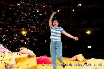 Glee & Me at Royal Exchange proves life really is for living