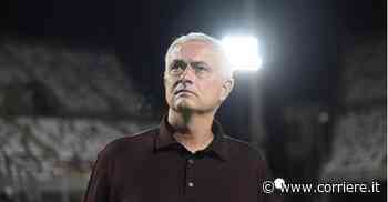 Mourinho con la Roma festeggia mille panchine: il nuovo Special One «pompiere» - Corriere della Sera