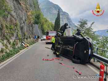 MALGRATE: AUTO SI RIBALTA, DUE FERITI - Lecco FM