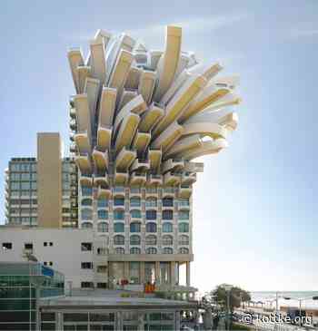 Surrealist Architecture - kottke.org