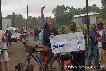 Strava Challenge geslaagd: Jelle Veyt zal Dendermondse vlag planten boven op Kilimanjaro<BR />