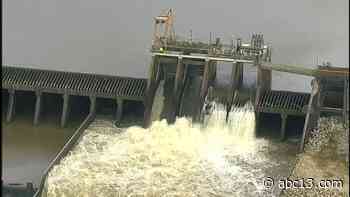 City lowers Lake Houston levels ahead of Tropical Storm Nicholas - KTRK-TV