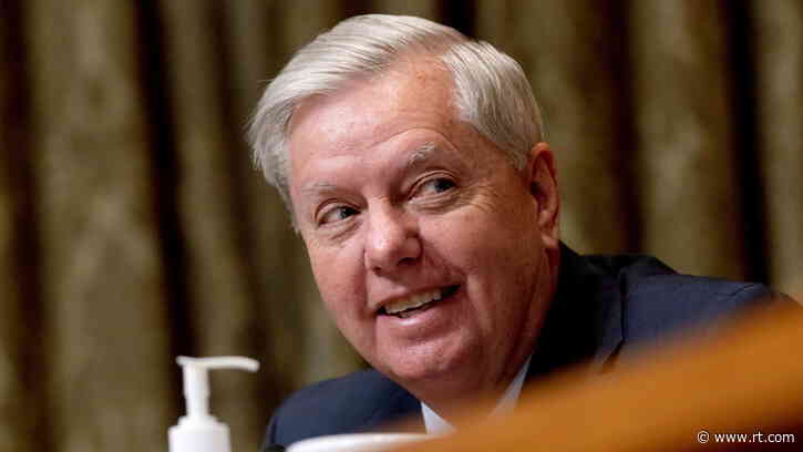 Trump’s on-off ally Lindsey Graham says police should ‘whack’ protesters who ‘get out of line’ at rally for jailed Capitol Rioters