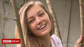 Gabby Petito: Police hunt woman missing from trip with fiancé