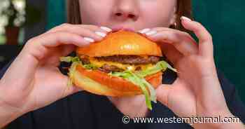 Vomit-Inducing: Woman Finds Human Finger in Burger at Restaurant