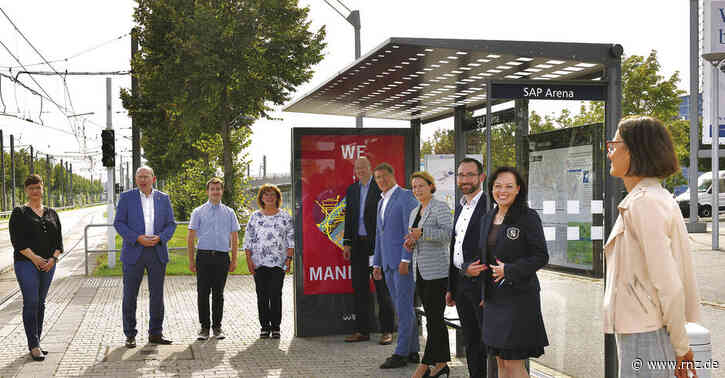 Stadtbahnen und Busse:  Über 500 Fahrgastunterstände mit Stadtdetails verziert