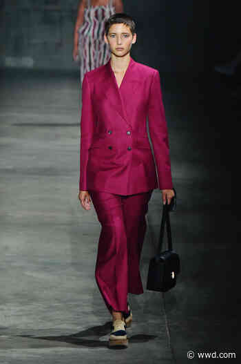 Gabriela Hearst RTW Spring 2022 – WWD - WWD