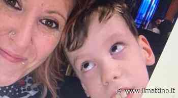 Ascensore fermo, il bimbo disabile non può raggiungere l'aula e tutta la classe si trasferisce in teatro (ma il problema va risolto) - ilmattino.it