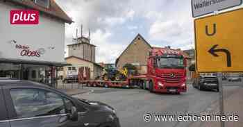 Begegnen sich zwei Lkw in Trebur, wird's eng - Echo Online