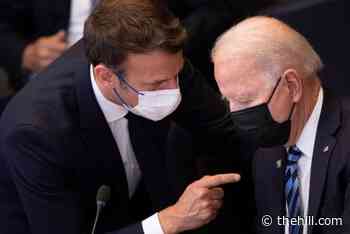 France pulls ambassadors to US, Australia in protest of submarine deal