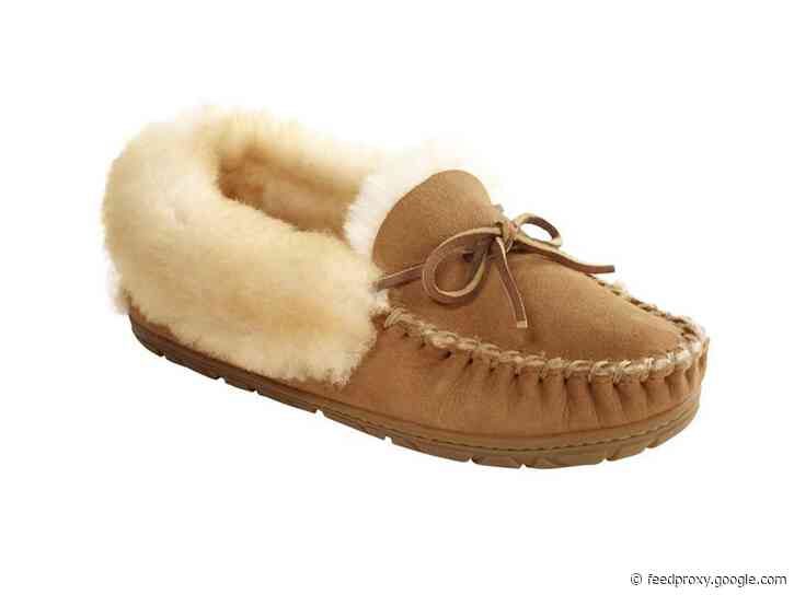 The 14 coziest pairs of slippers we've tested