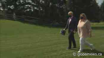 O’Toole avoids talk of Kenney on campaign trail