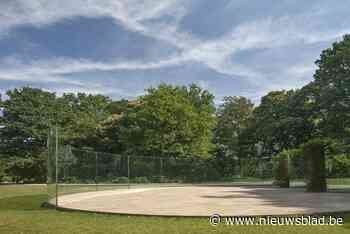 Middelheim restaureert glazen ‘Funhouse’ Dan Graham