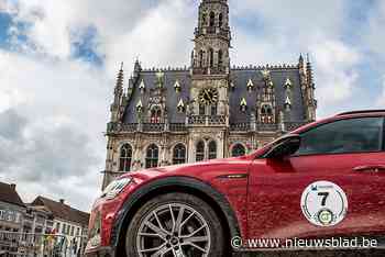 Elektrische en waterstofwagens rijden door Vlaamse Ardennen tijdens Green Tour, ook nog expo op Grote Markt