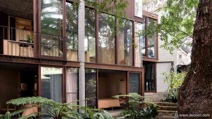 Fox Johnston refreshes modernist SRG House in suburban Australia