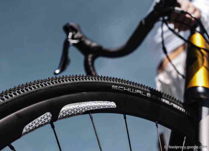 Flector advanced bike reflector gives you a 360 degree visibility