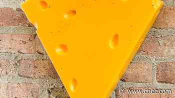 How the iconic Wisconsin Cheesehead is made     - CNET
