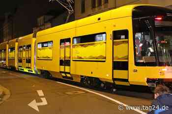 Nächtliche Lieferung: Neue Stadtbahn rollt zum ersten Mal durch Dresden - TAG24