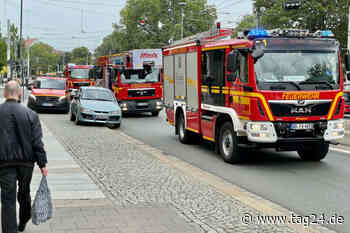 Dresden: Feuerwehreinsatz am Albertplatz - Simmel-Gebäude geräumt! - TAG24