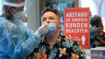 Dresden mit höchster Inzidenz - zwei Landkreise verschärfen Regeln - MDR