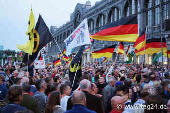 Demo-Tag in Dresden: aggressive Stimmung bei Pegida, Demozug gestartet - TAG24