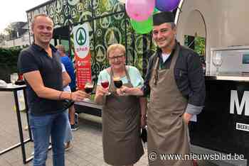 Martha van supermarkt Spar staat 60 jaar op winkelvloer: “Ik heb nog geen dag tegen mijn zin gewerkt”