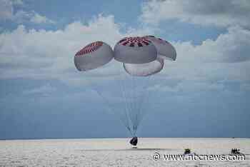 Trailblazing tourist trip to orbit ends with splashdown