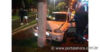 ACIDENTE EM IMBITUBA: Homem perde o controle de carro e bate em poste, no fim da madrugada deste sábado (18), no Paes Leme - Portal AHora