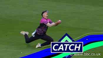 T20 Blast Finals Day: 'That's magnificent!' - Tom Abell diving catch dismisses Joe Denly