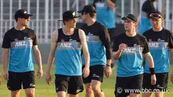 New Zealand men abandon Pakistan tour after 'government security alert'