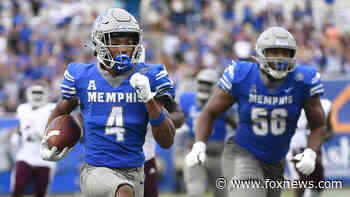 Memphis' sneaky touchdown has fans angered at referees