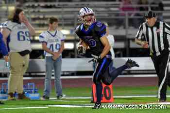 Mt. Ararat football rolls past Gray-New Gloucester - Press Herald