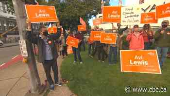 Climate activist Avi Lewis aims to leave mark on NDP despite running in long-odds riding