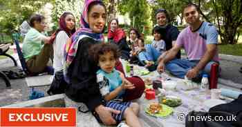 Playing with food is good for children and makes them more experimental as adults, study finds - iNews